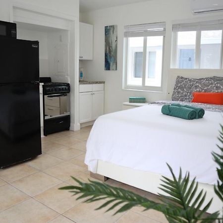 Singer Island Inn Studio/ Walk To The Beach 웨스트 팜 비치 외부 사진